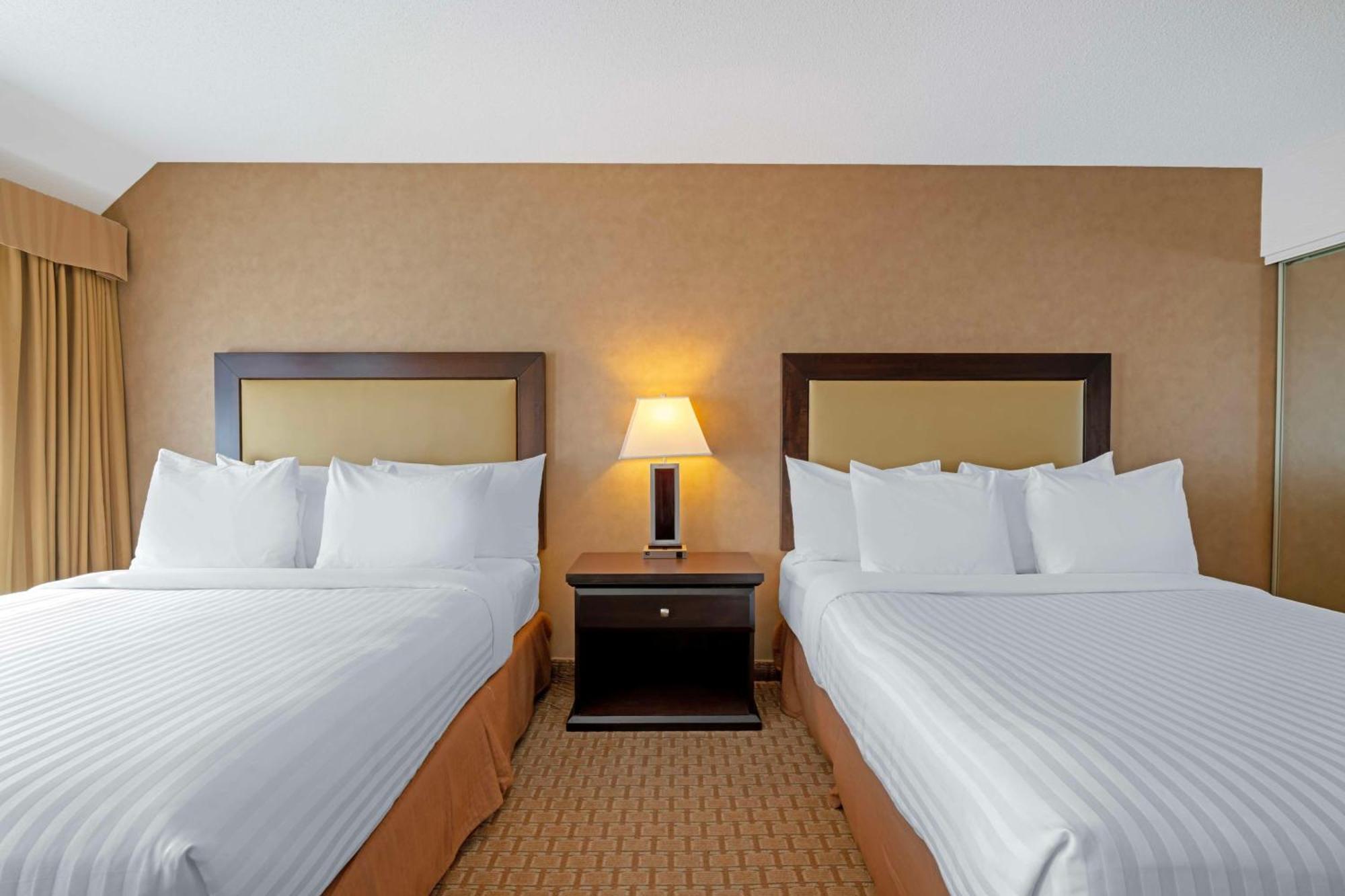 Best Western Plus Emerald Isle Hotel Сідней Екстер'єр фото
